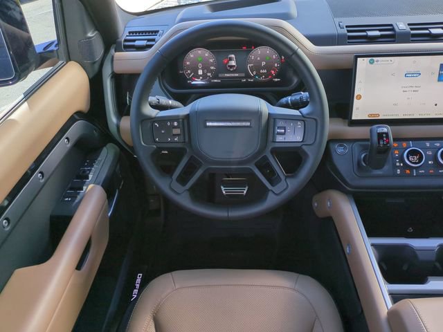 Used 2025 Land Rover Defender 110 X image 16