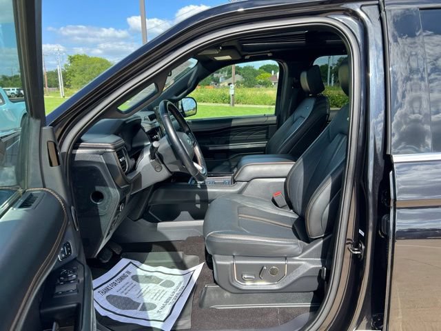 Used 2023 Ford Expedition Platinum RWD image 14