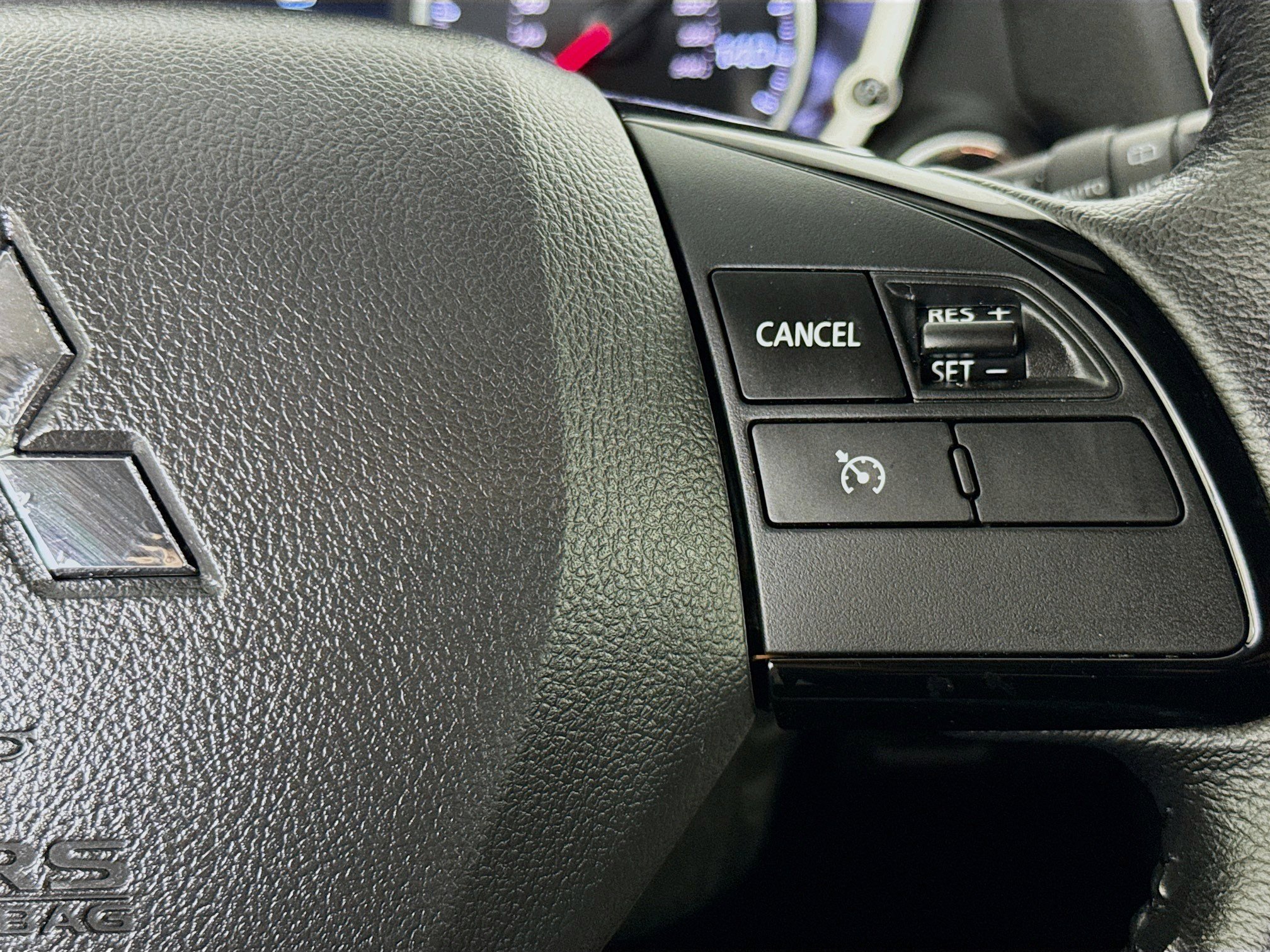 Used 2023 Mitsubishi Eclipse Cross SE image 14