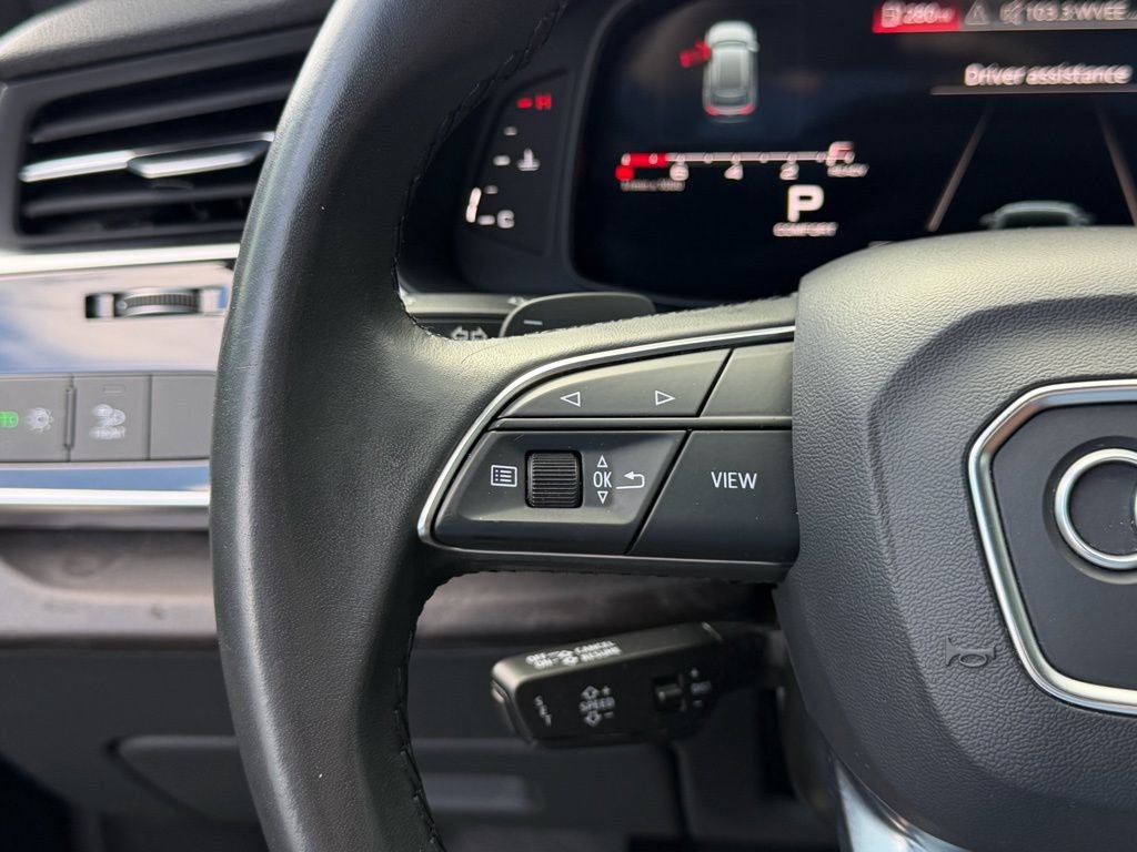 Used 2021 Audi Q8 Premium Plus w/ Premium Plus Package AWD/4WD image 17