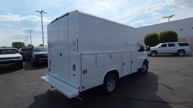 New 2025 Chevrolet Express 3500 w/ Power Convenience Package image 8