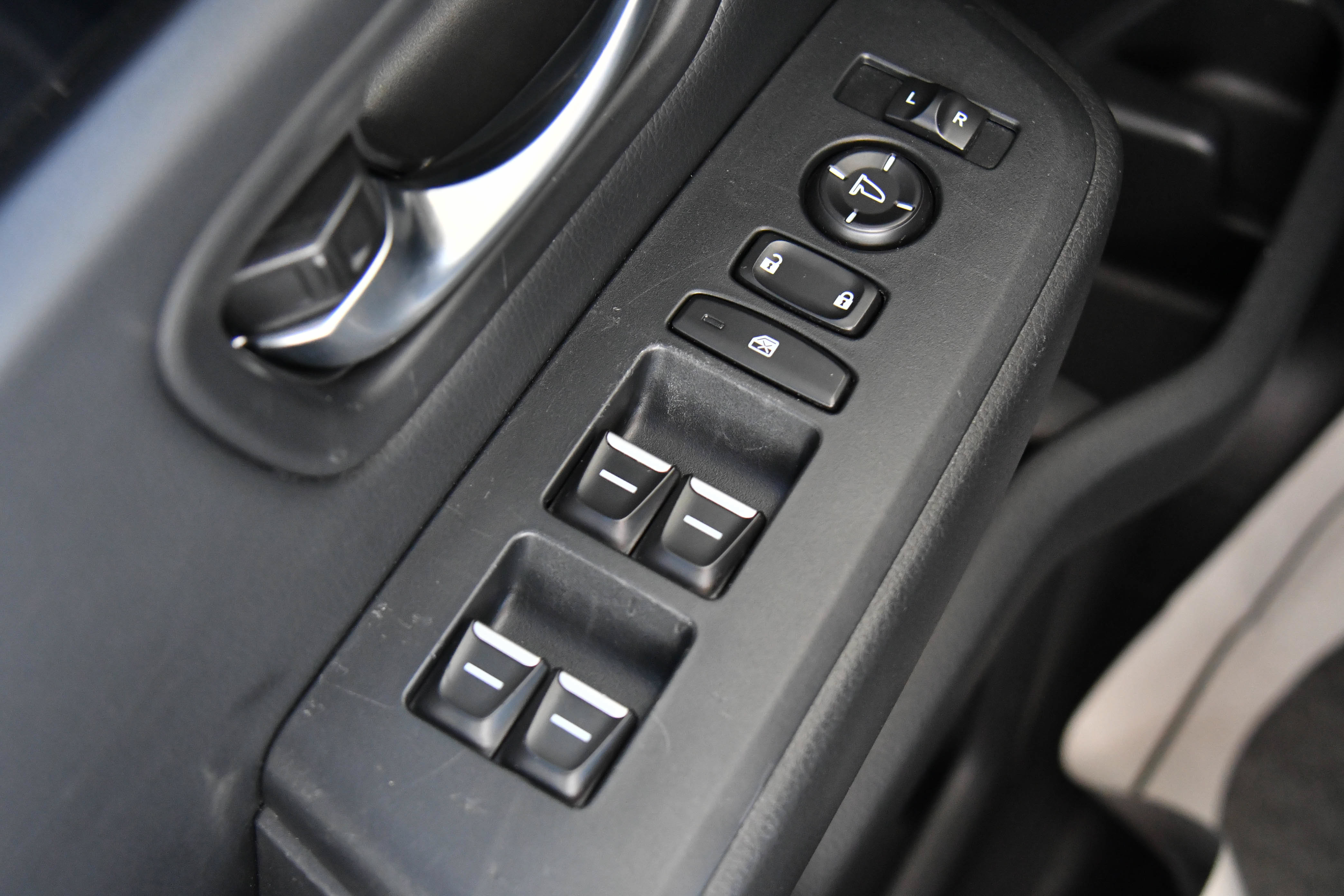 Used 2024 Honda Pilot EX-L image 36