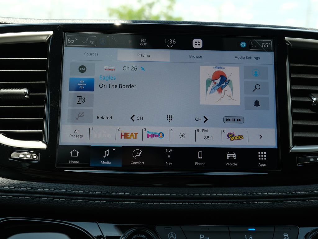 New 2027 Chrysler Pacifica Select w/ Family Tech Group FWD image 20