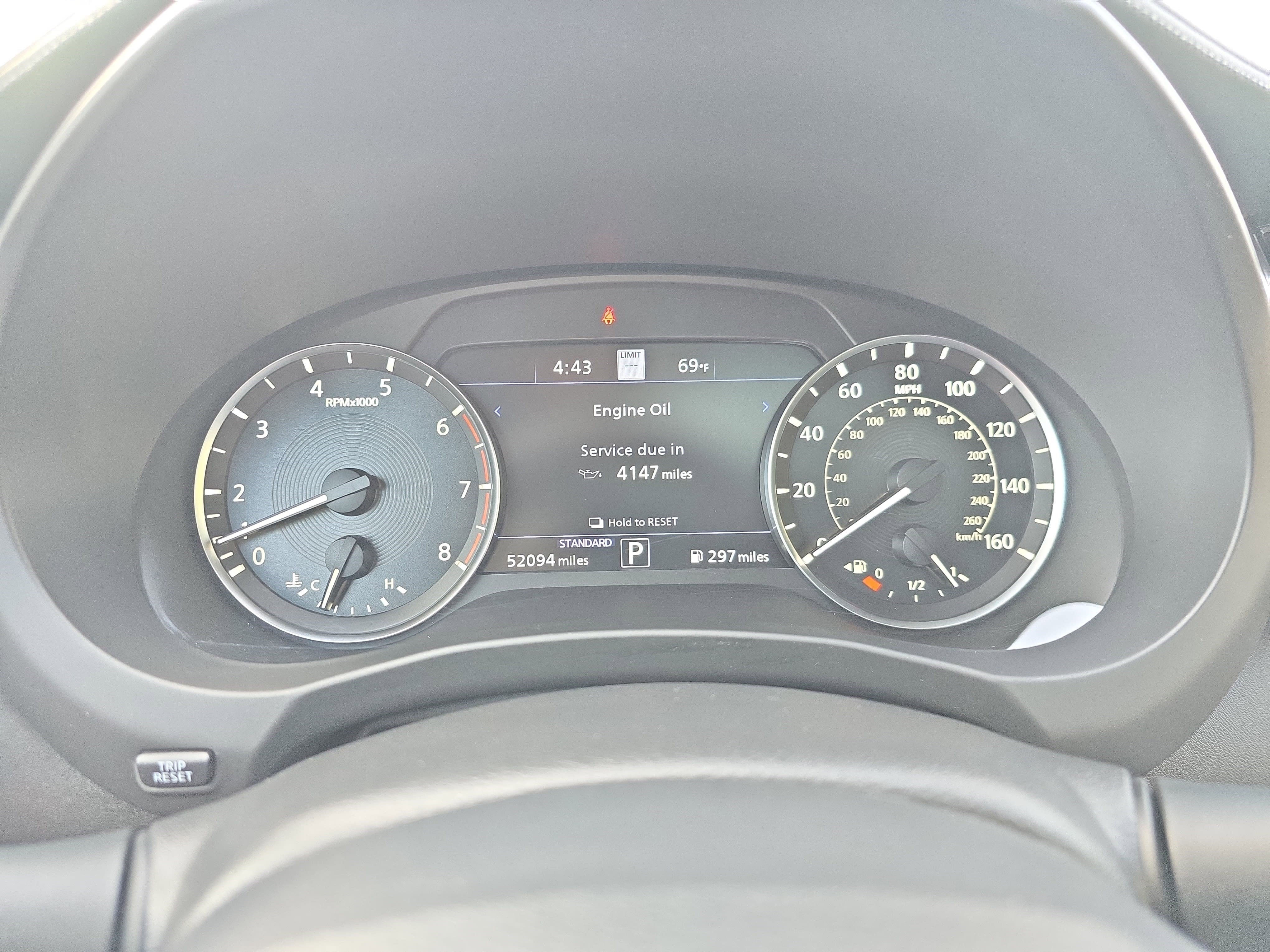 Used 2023 INFINITI QX55 Essential image 17