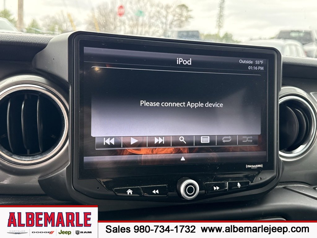 Used 2019 Jeep Wrangler Unlimited Sahara w/ Cold Weather Group image 22