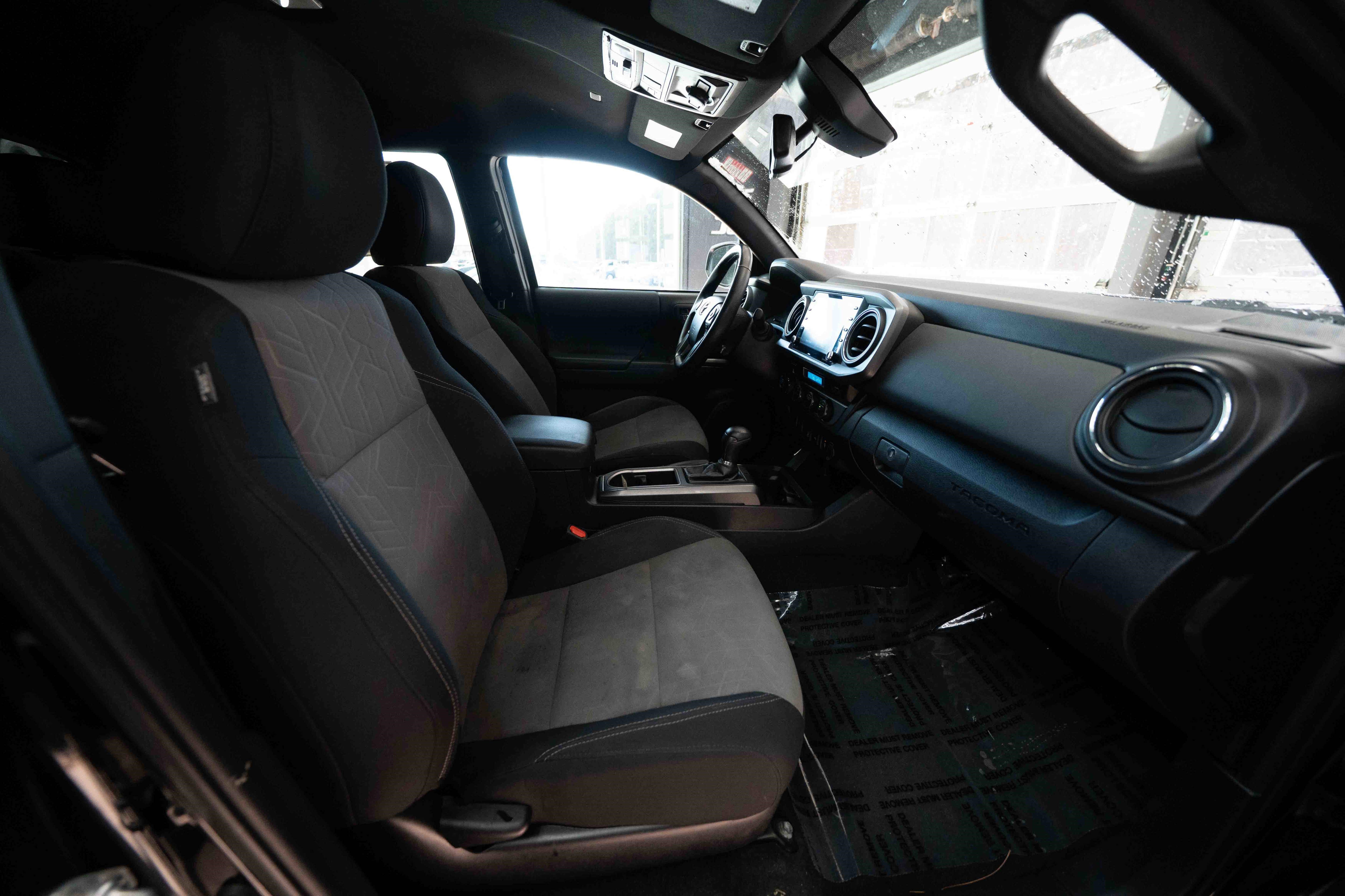 Used 2023 Toyota Tacoma TRD Off-Road image 26