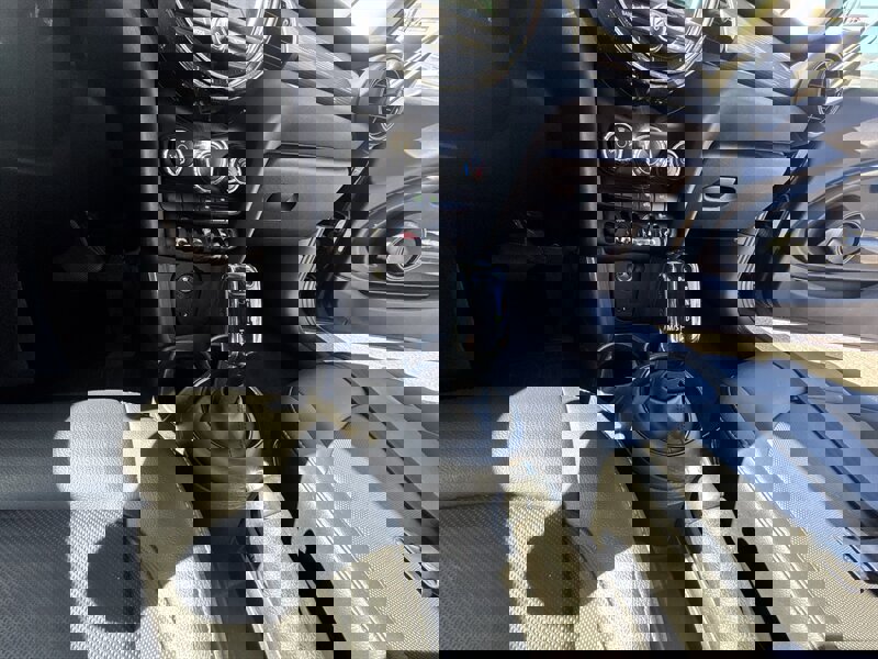 Used 2020 MINI Cooper 2-Door Hardtop image 16