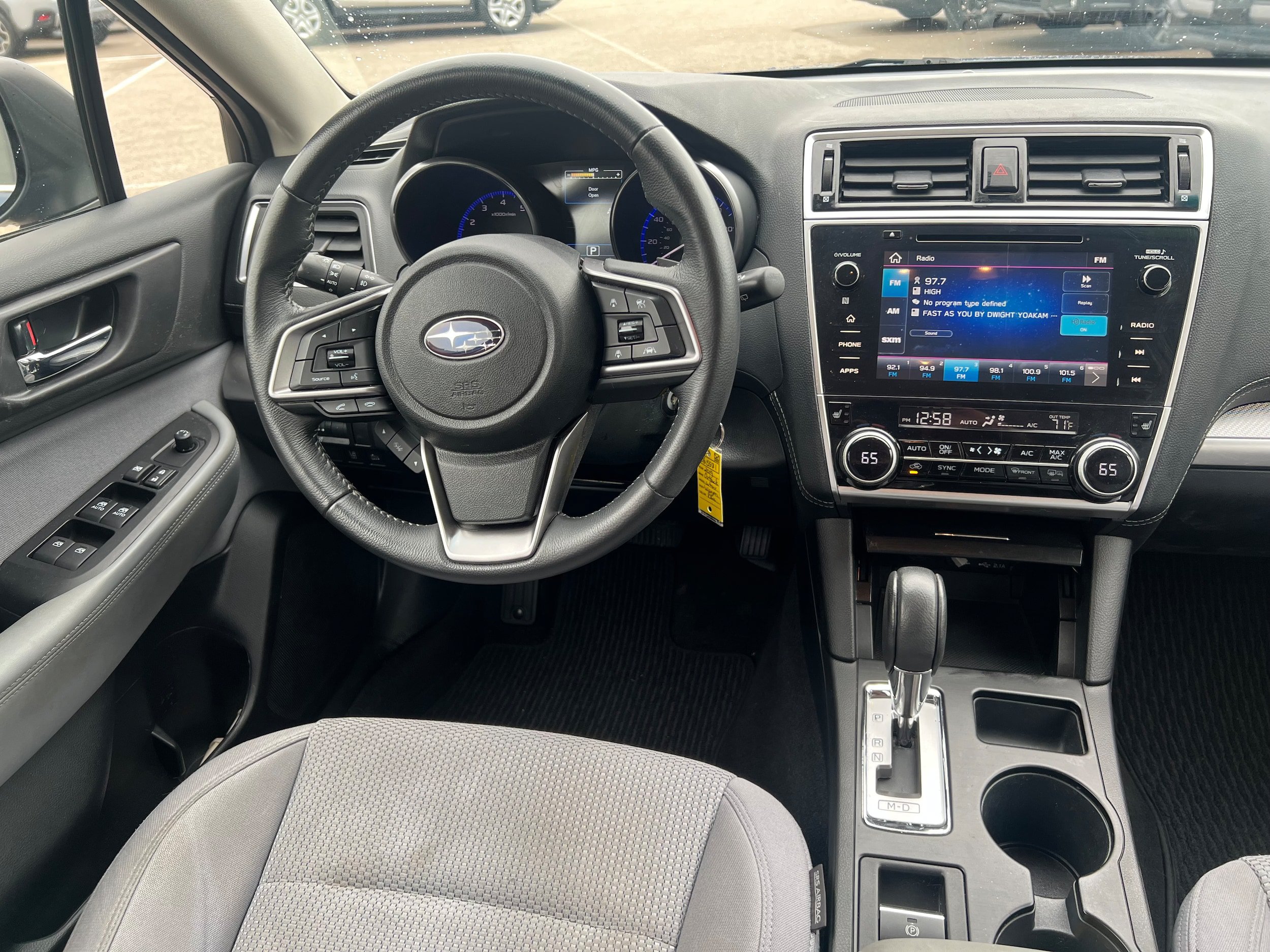 Used 2019 Subaru Outback 2.5i Premium AWD/4WD image 16