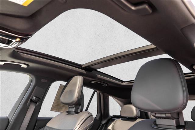 Certified 2026 Mercedes-Benz GLC 300 4MATIC image 13