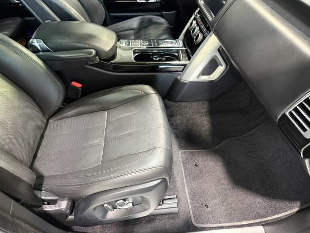 Used 2016 Land Rover Range Rover Supercharged AWD/4WD image 31