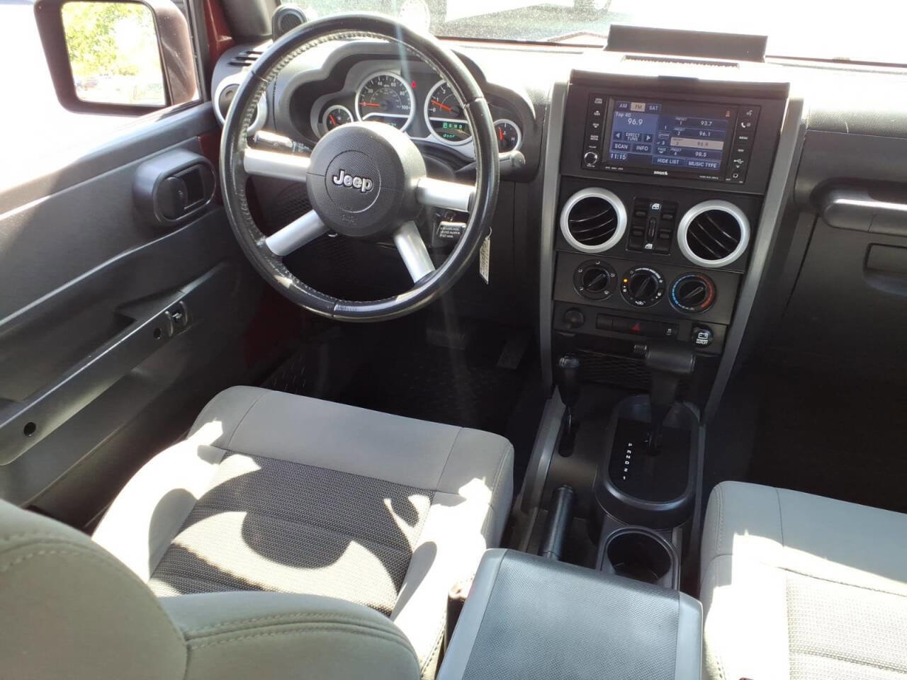 Used 2010 Jeep Wrangler Unlimited Sahara w/ Dual Top Group AWD/4WD image 11