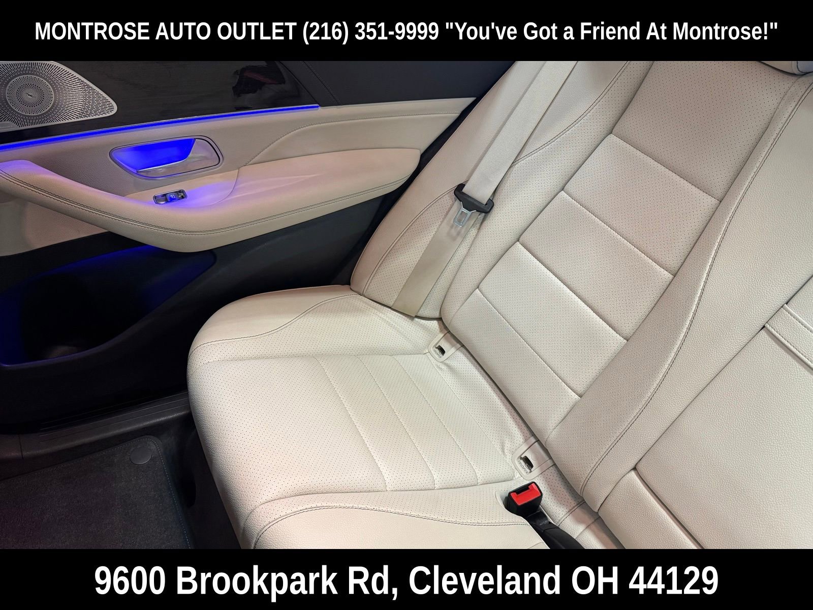 Used 2020 Mercedes-Benz GLE 350 4MATIC w/ MBUX Technology Package image 32