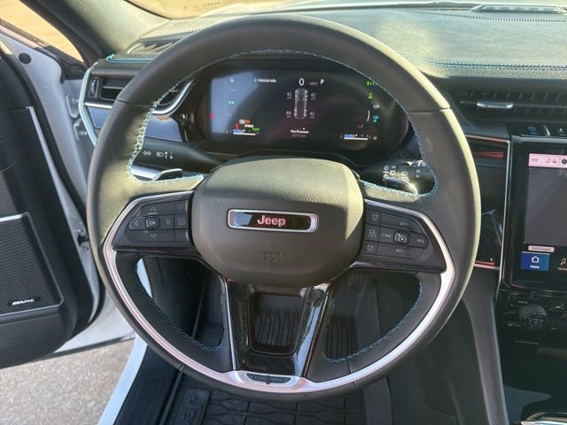 Used 2024 Jeep Grand Cherokee Trailhawk w/ Luxury Tech Group III image 17