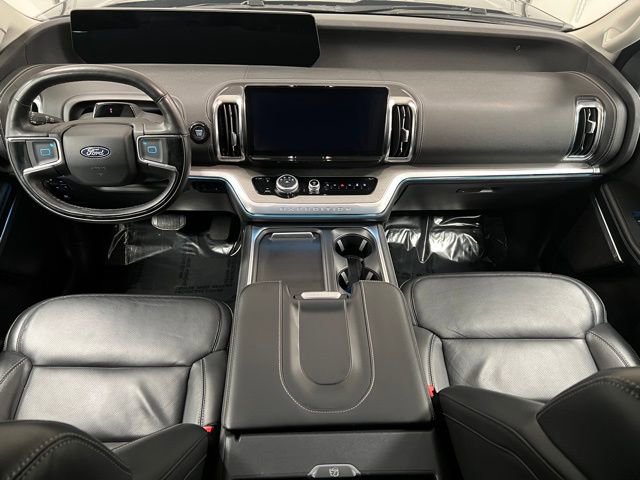 Used 2025 Ford Expedition Platinum AWD/4WD image 24