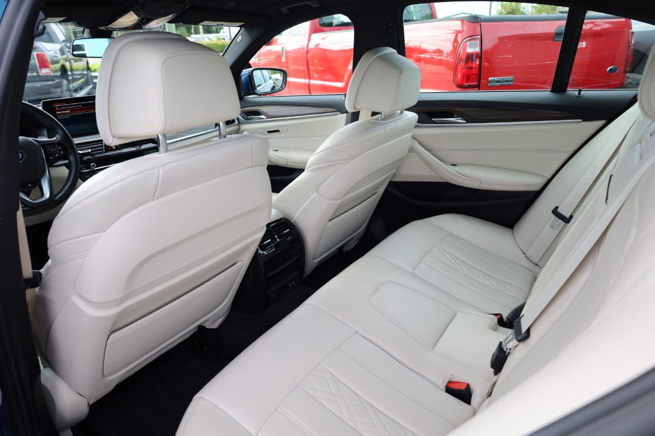 Used 2021 BMW 540i w/ Luxury Seating Package RWD image 13