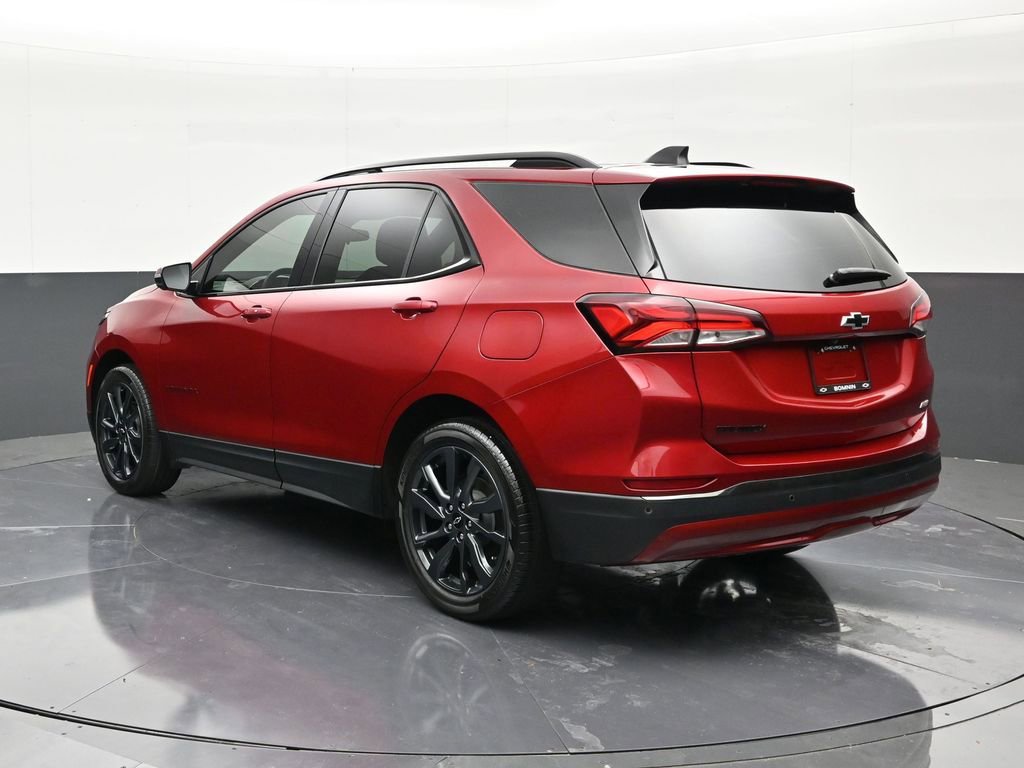 Used 2023 Chevrolet Equinox RS w/ RS Leather Package image 3