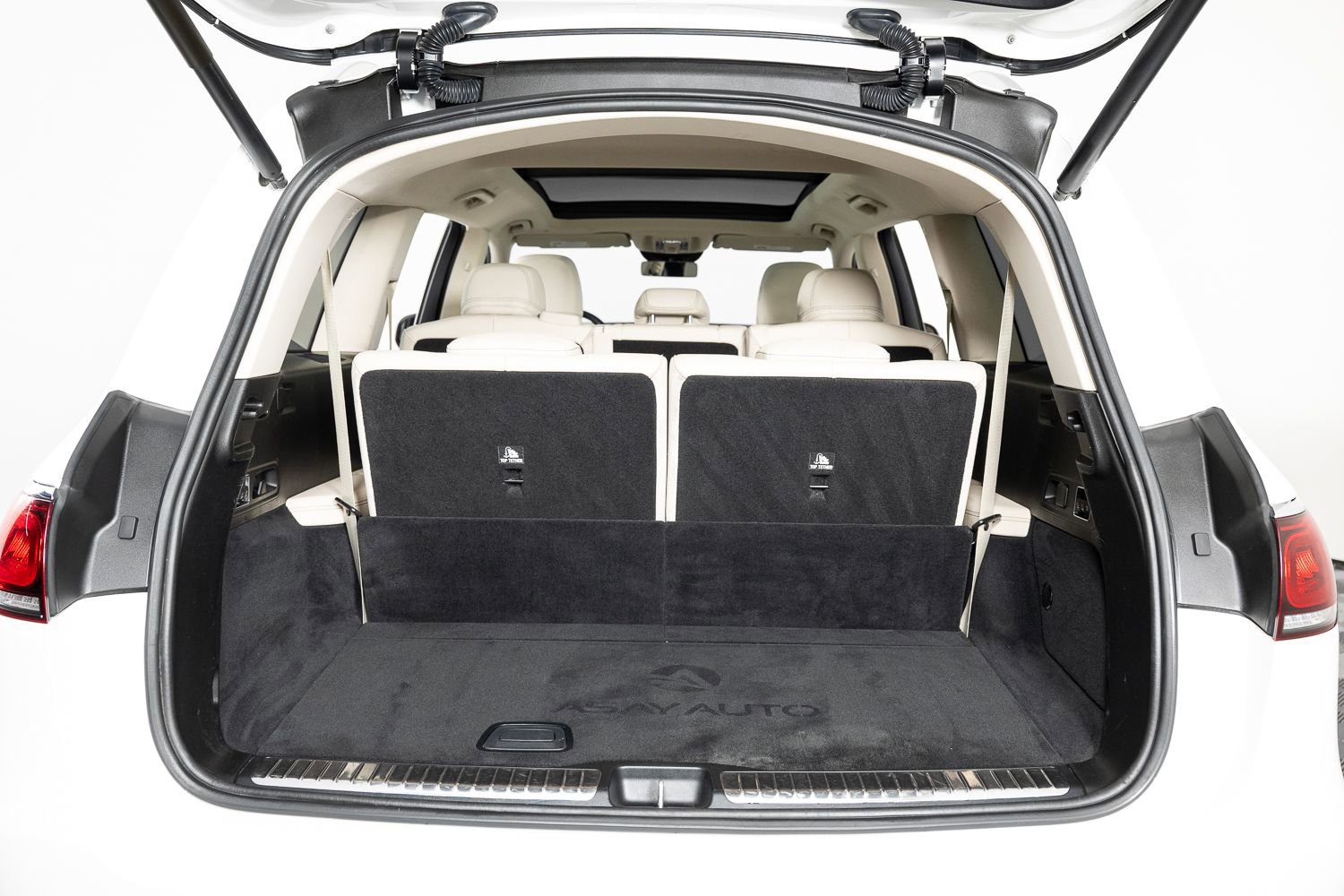 Used 2021 Mercedes-Benz GLS 450 4MATIC image 23