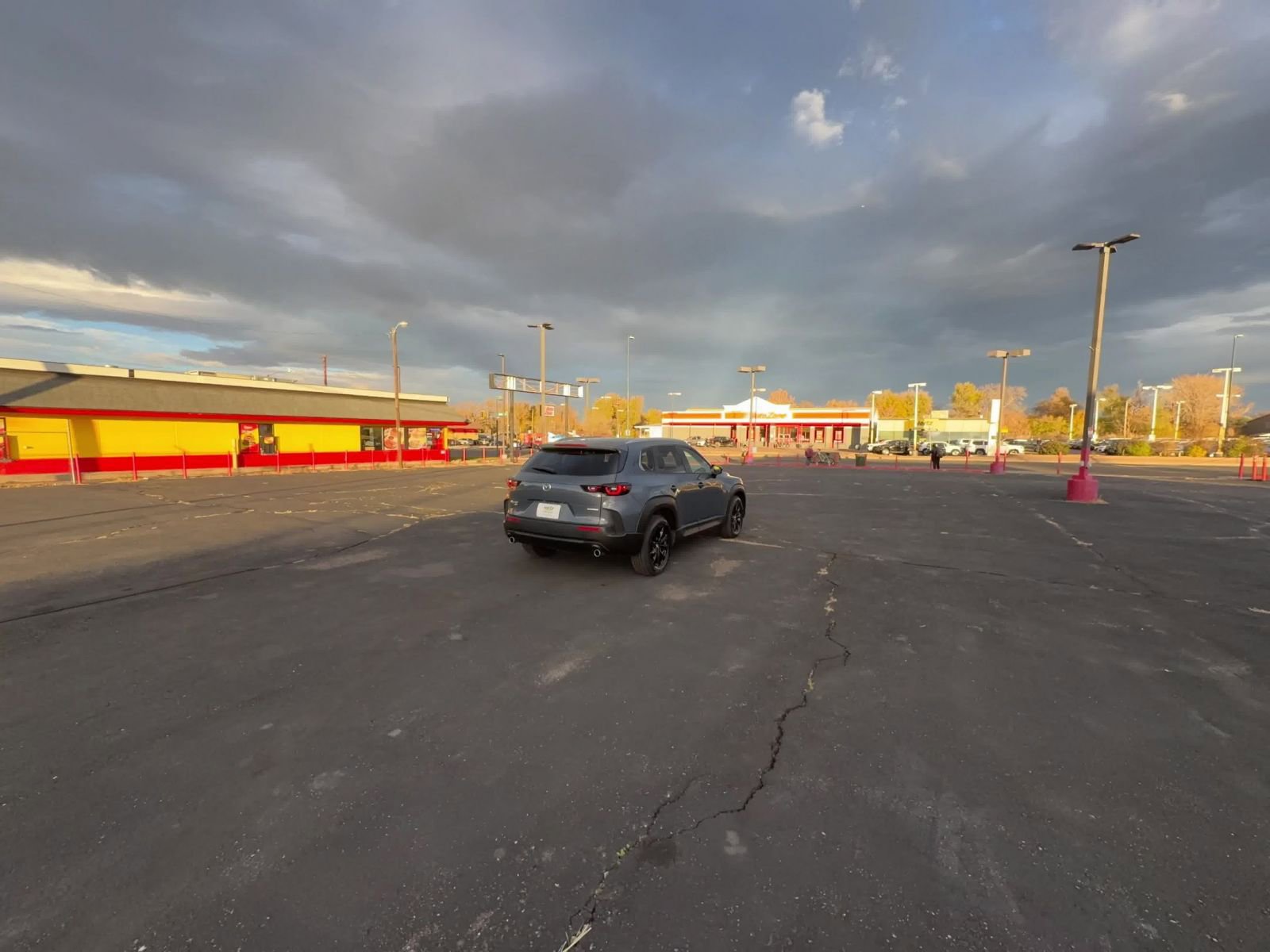 Used 2025 MAZDA CX-50 AWD 2.5 S w/ Preferred Package image 9