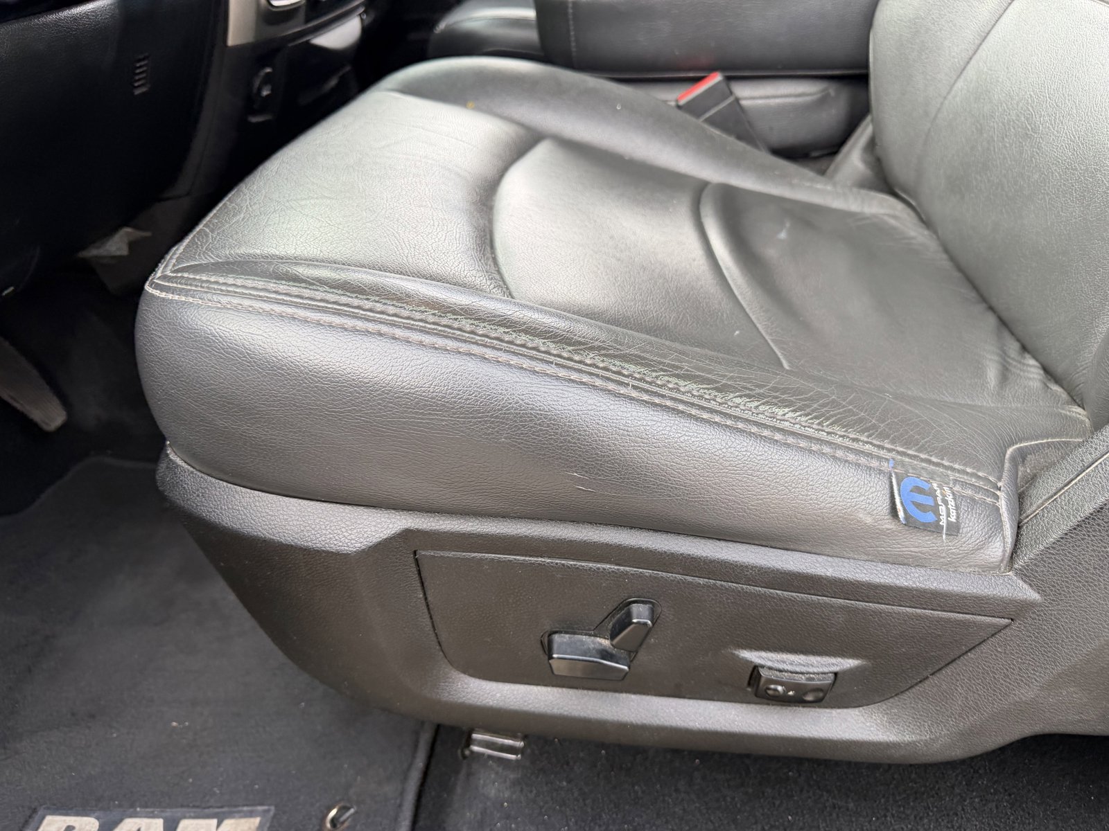 Used 2019 RAM 1500 Big Horn image 11