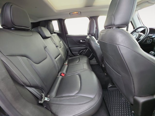 Used 2022 Jeep Renegade Limited w/ Sun, Sound & Wheels Group AWD/4WD image 14