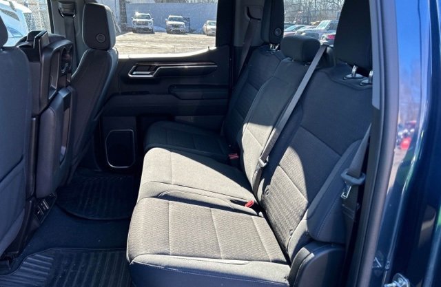 Used 2022 Chevrolet Silverado 1500 LT image 5