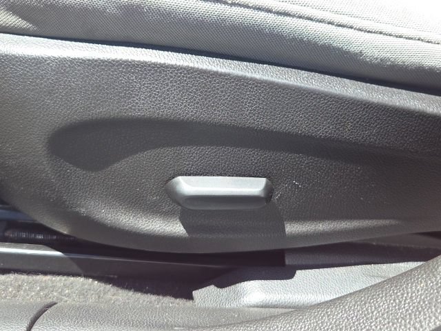 Used 2016 Chevrolet Cruze LT FWD image 21