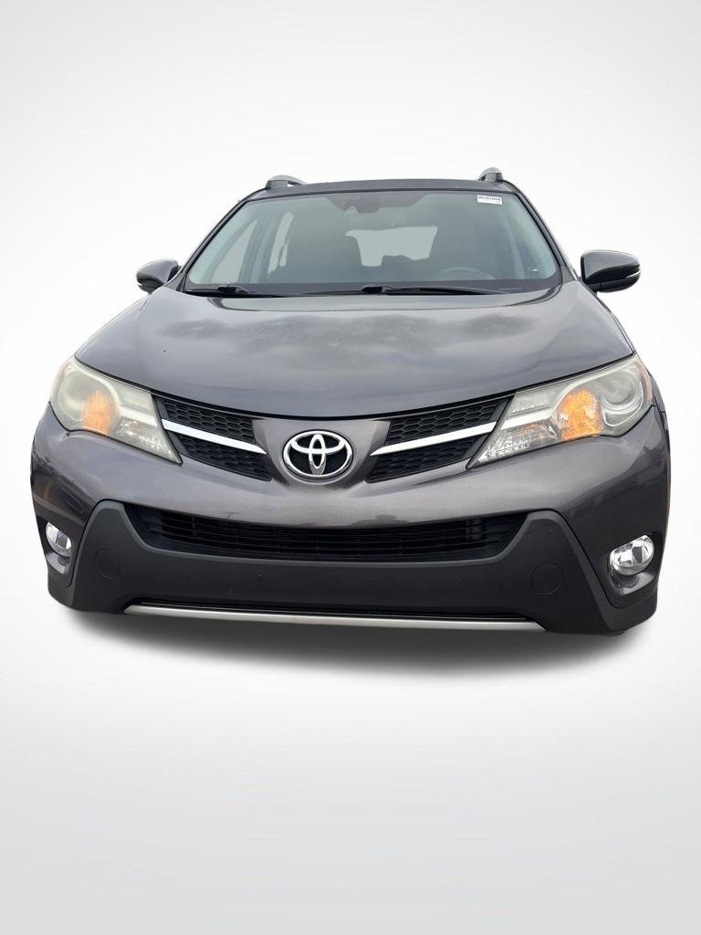 Used 2014 Toyota RAV4 Limited w/ Technology Package AWD/4WD image 4