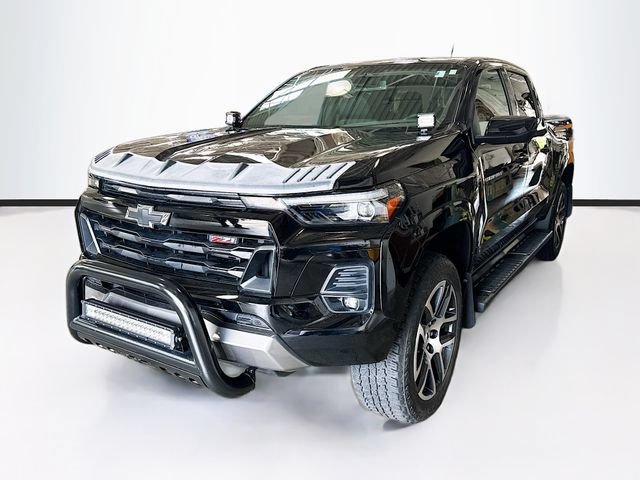 Used 2024 Chevrolet Colorado Z71 w/ Z71 Convenience Package 2 AWD/4WD image 1