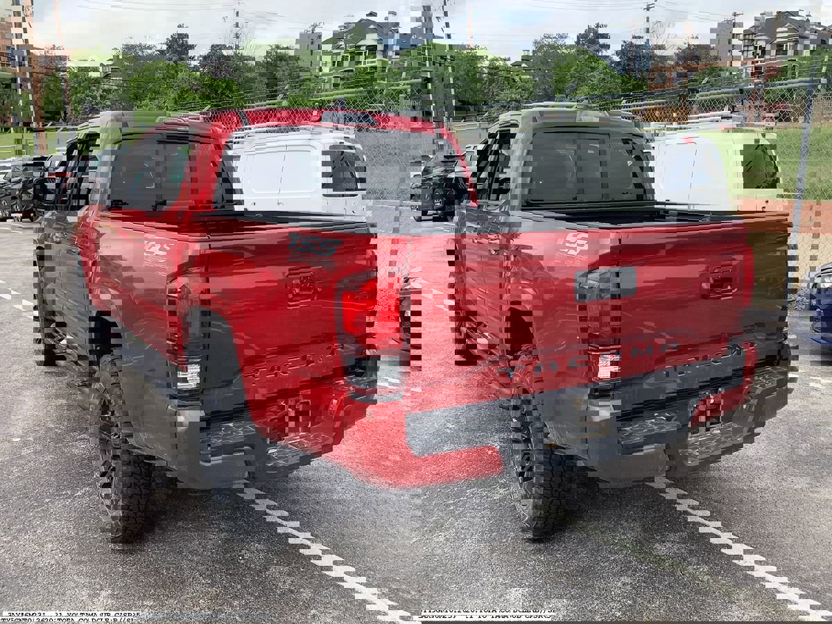 Used 2021 Toyota Tacoma SR w/ SR Convenience Package RWD image 4