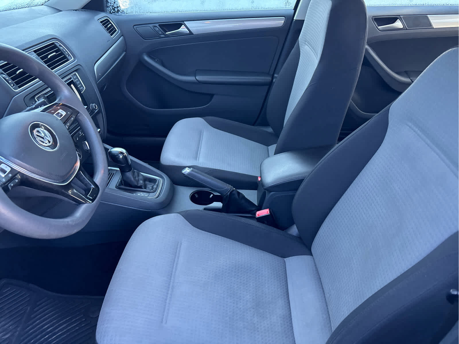 Used 2018 Volkswagen Jetta S w/ Cold Weather Package image 16