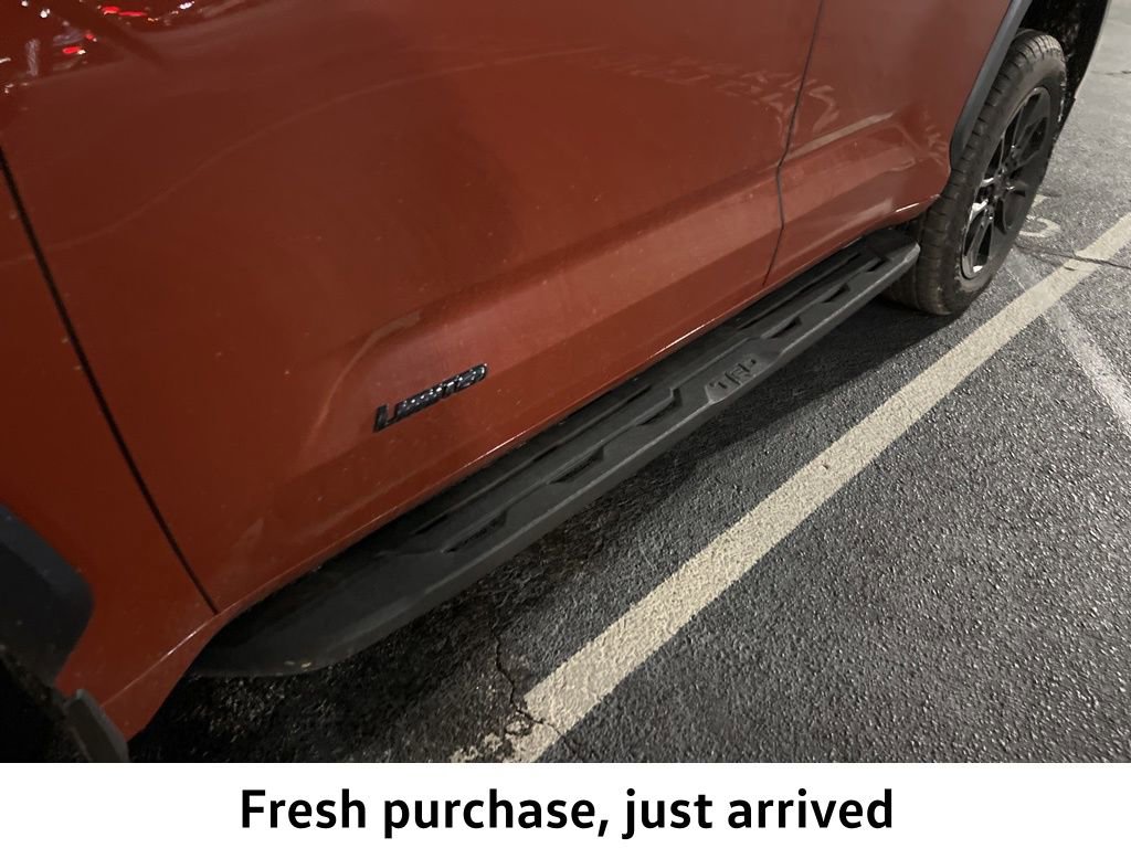 Used 2025 Toyota Sequoia Limited w/ TRD Off-Road Package image 3