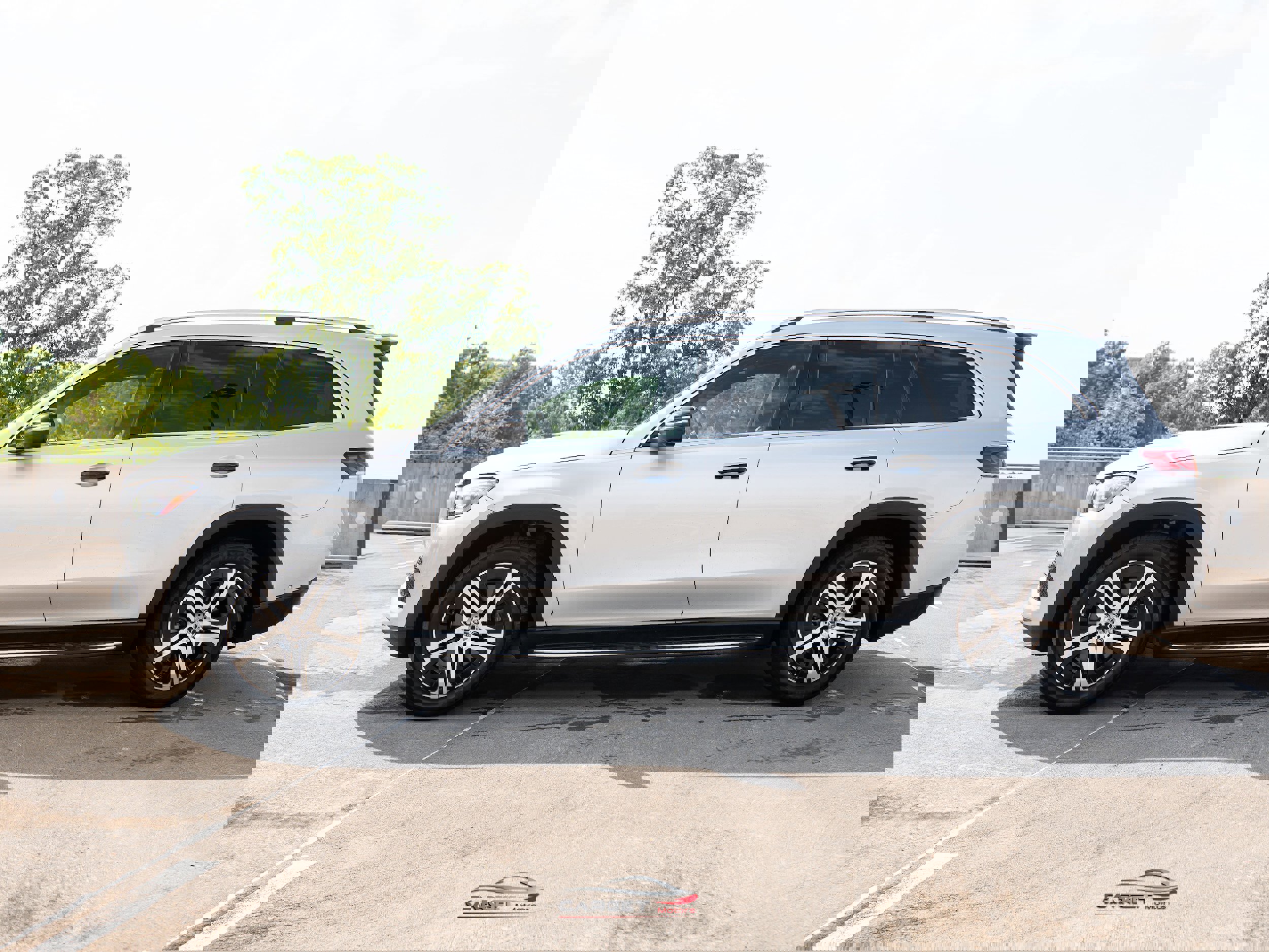 Used 2021 Mercedes-Benz GLS 450 4MATIC image 4