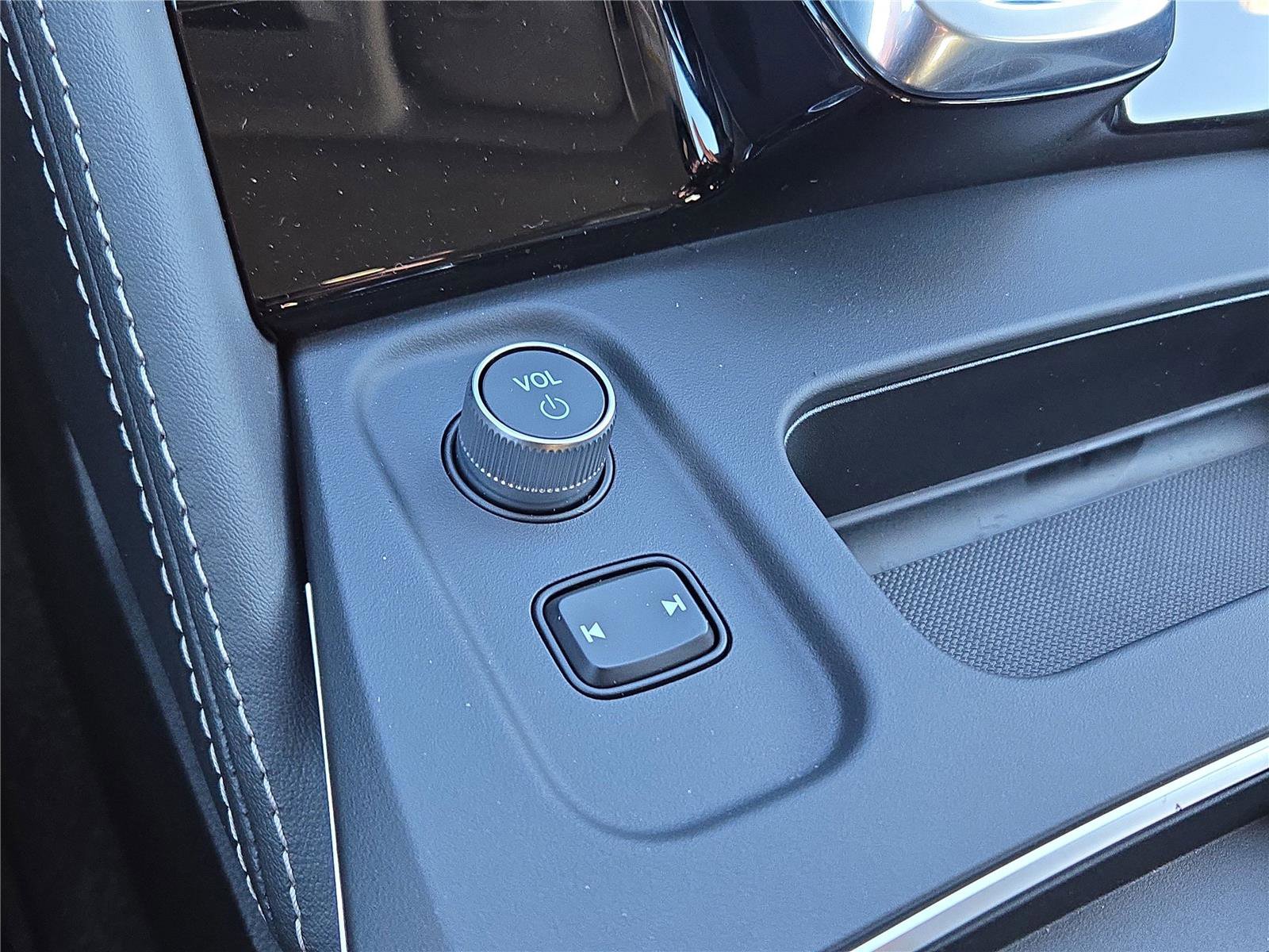 New 2026 Acura MDX w/Advance Package image 9