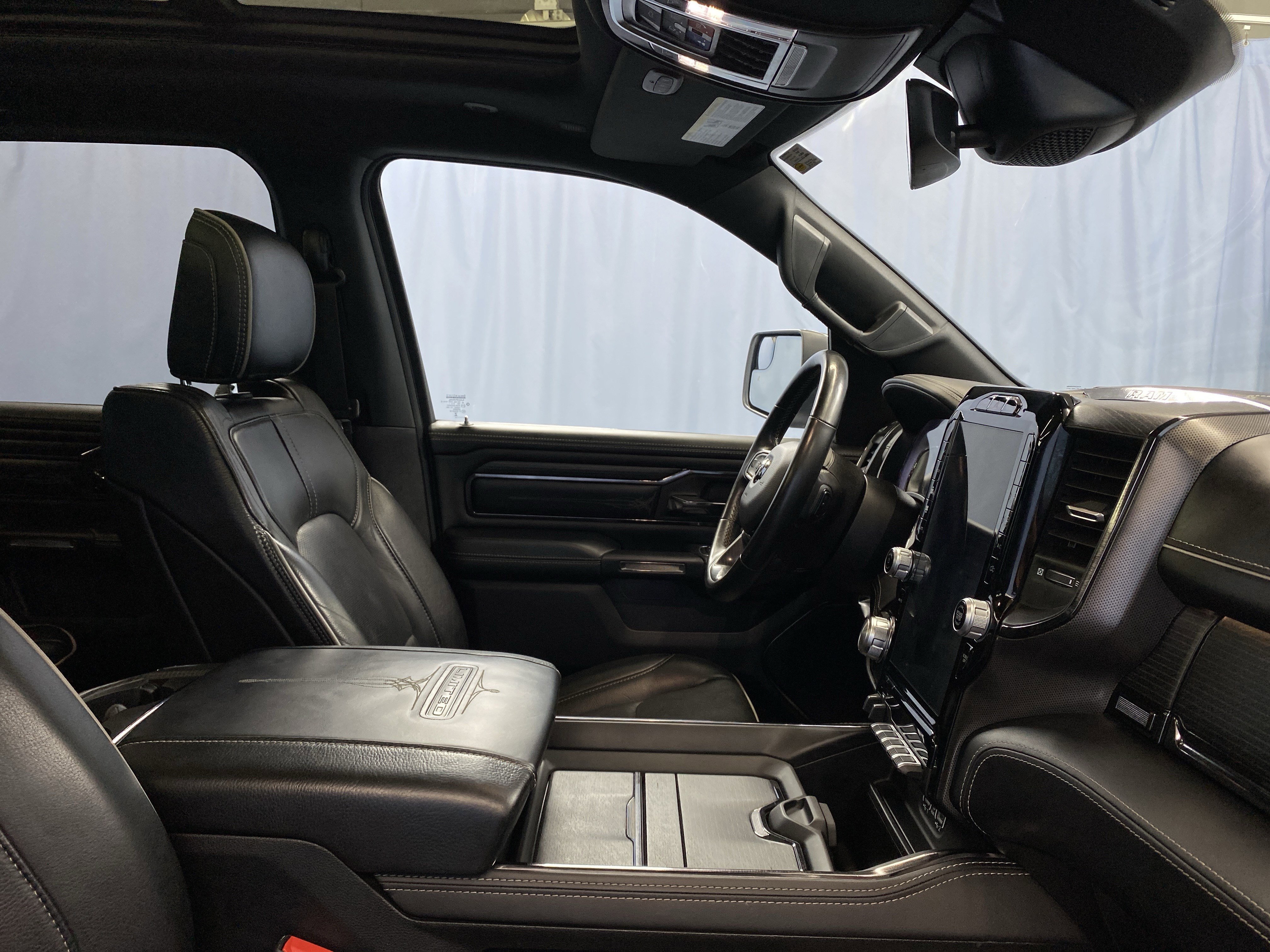 Certified 2023 RAM 1500 Limited w/ Body Color Bumper Group image 46