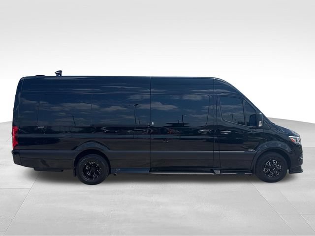 Used 2024 Mercedes-Benz Sprinter 3500 image 6