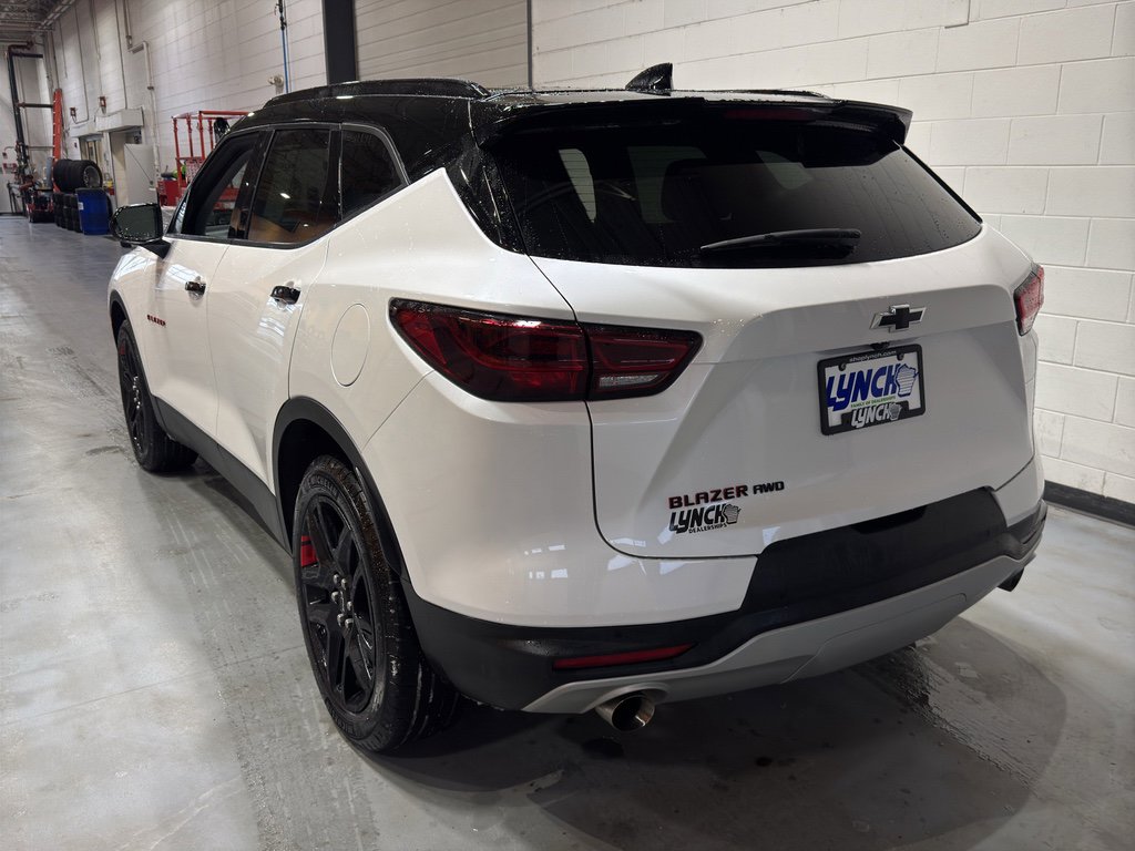 Used 2025 Chevrolet Blazer LT w/ Redline Edition image 3
