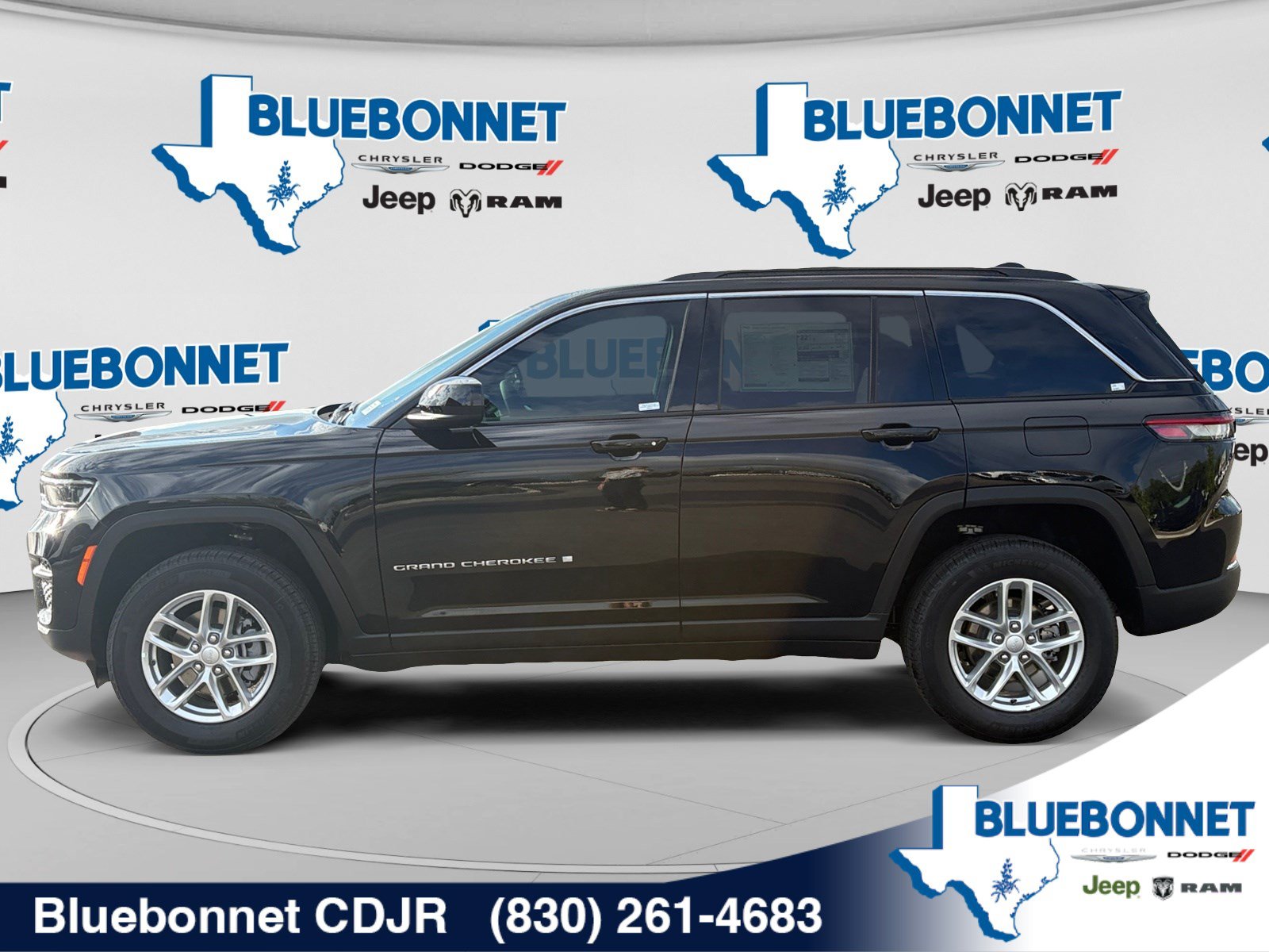 New 2026 Jeep Grand Cherokee Laredo X RWD image 8