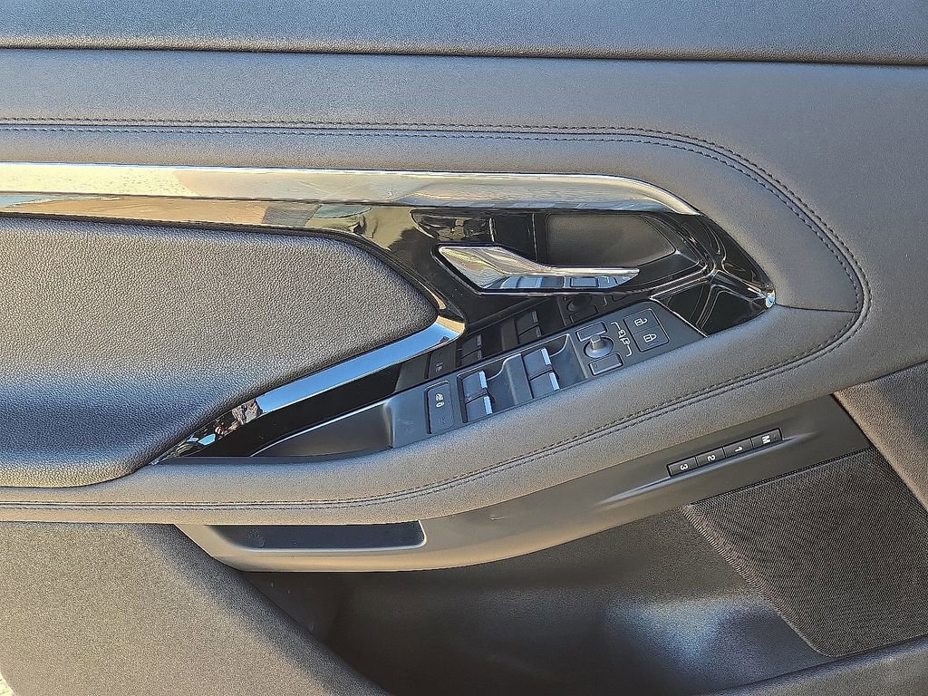 Used 2023 Land Rover Range Rover Evoque SE image 20