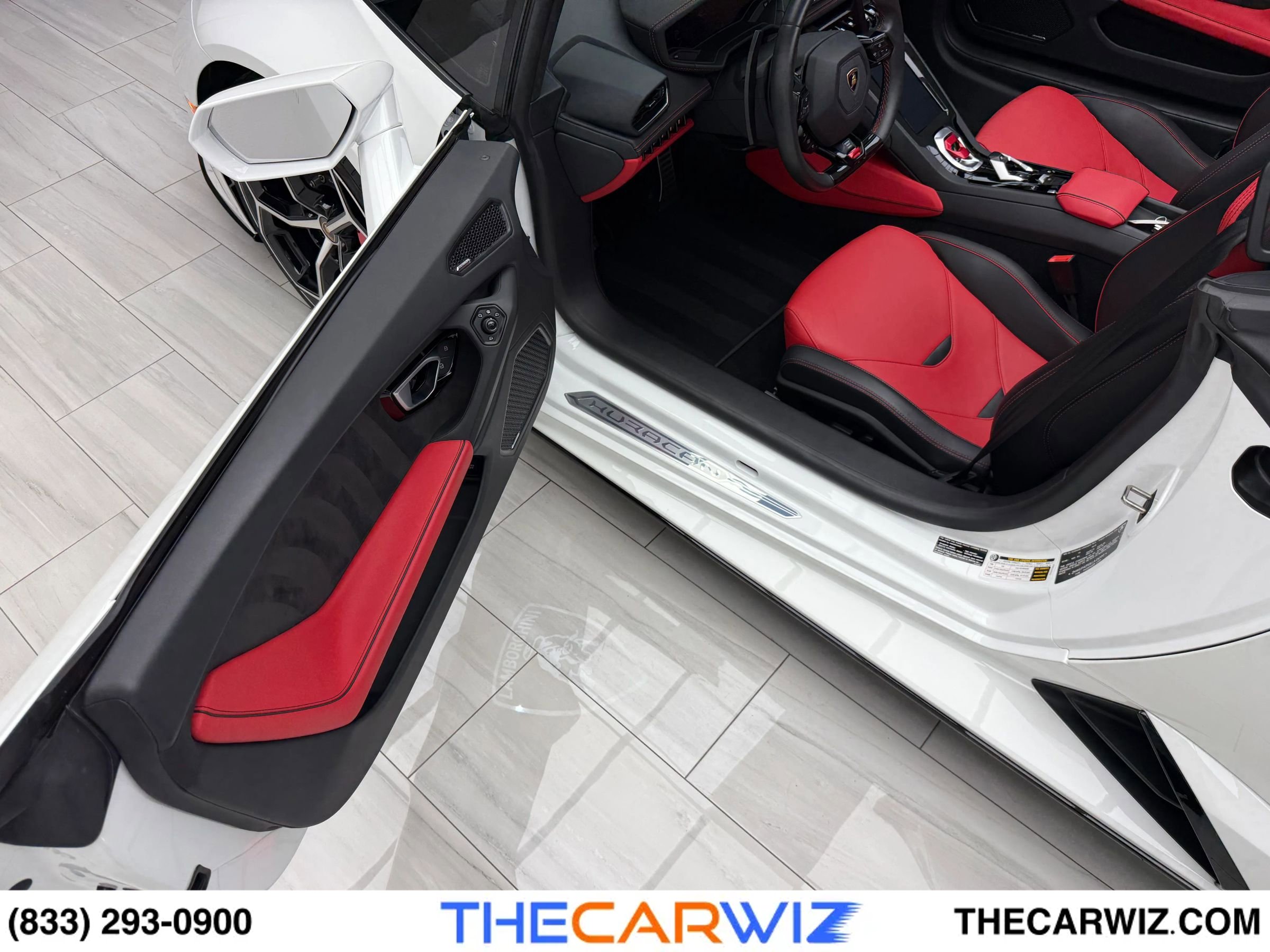 Used 2020 Lamborghini Huracan EVO image 45