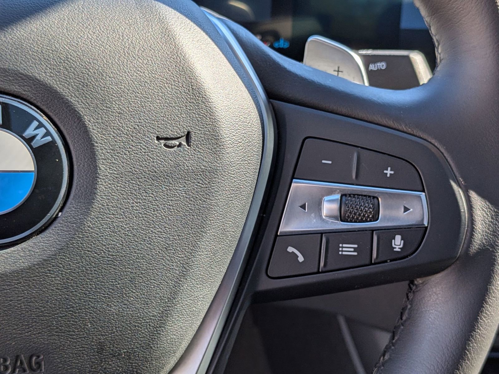 Used 2023 BMW 330i Sedan w/ Driving Assistance Package image 20