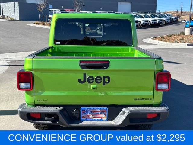 Used 2025 Jeep Gladiator Sport image 4