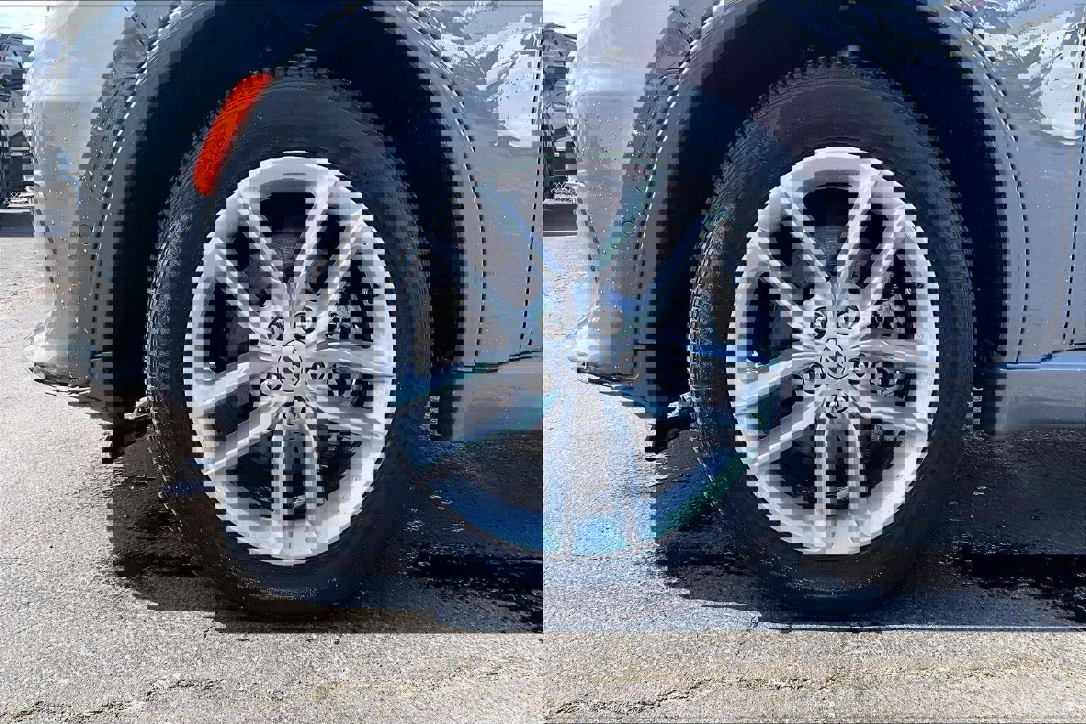 Used 2025 Dodge Durango GT image 2