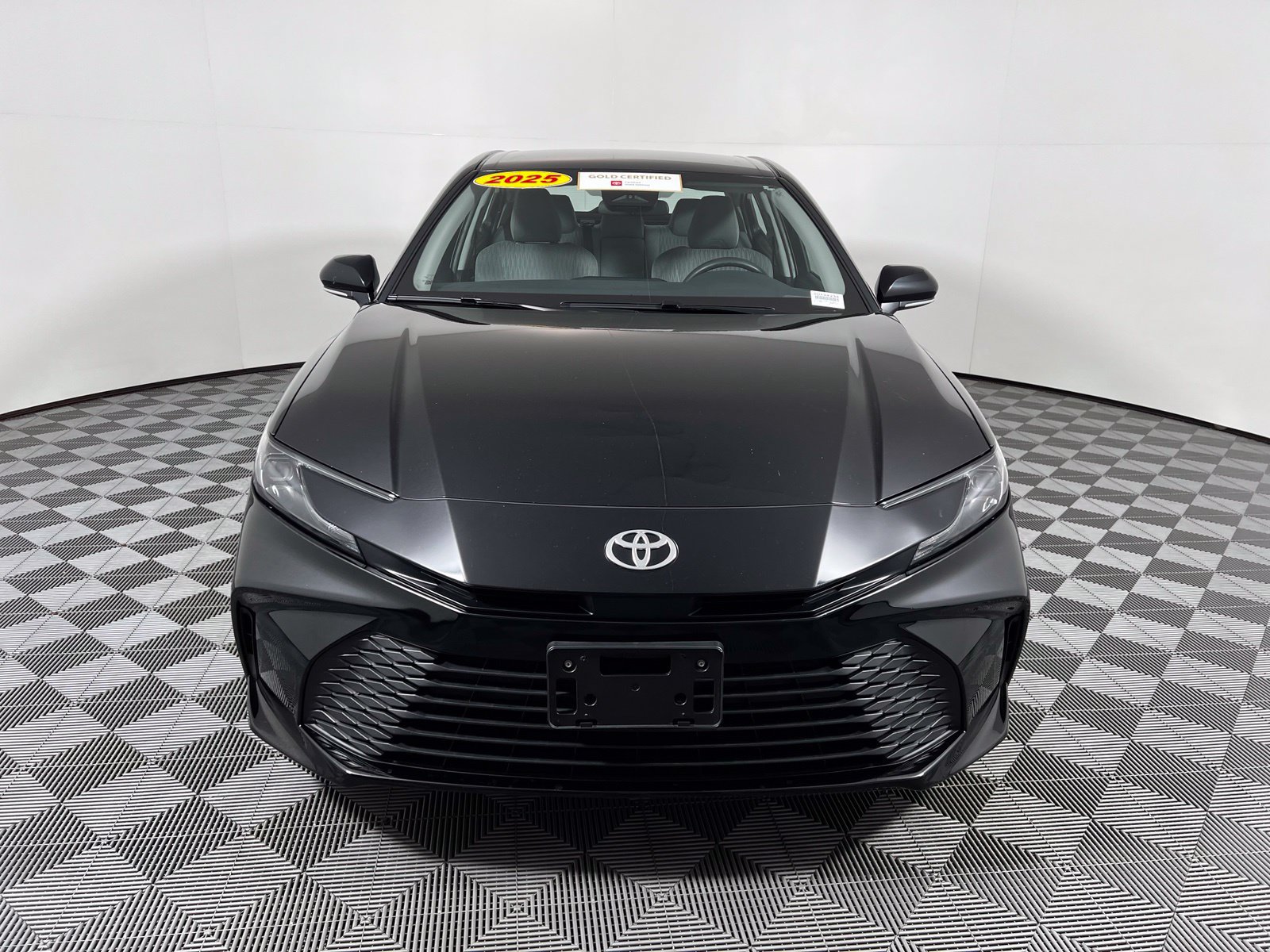 Certified 2025 Toyota Camry LE FWD image 2