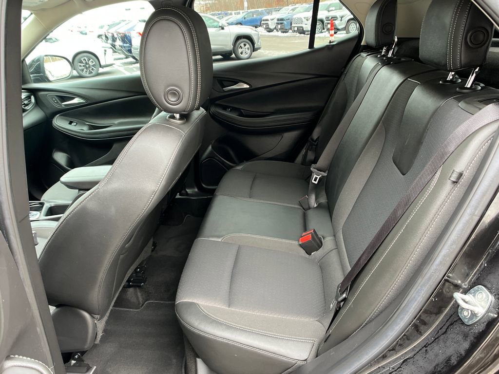 Used 2023 Buick Encore GX Preferred w/ Cold Weather Comfort Package image 20