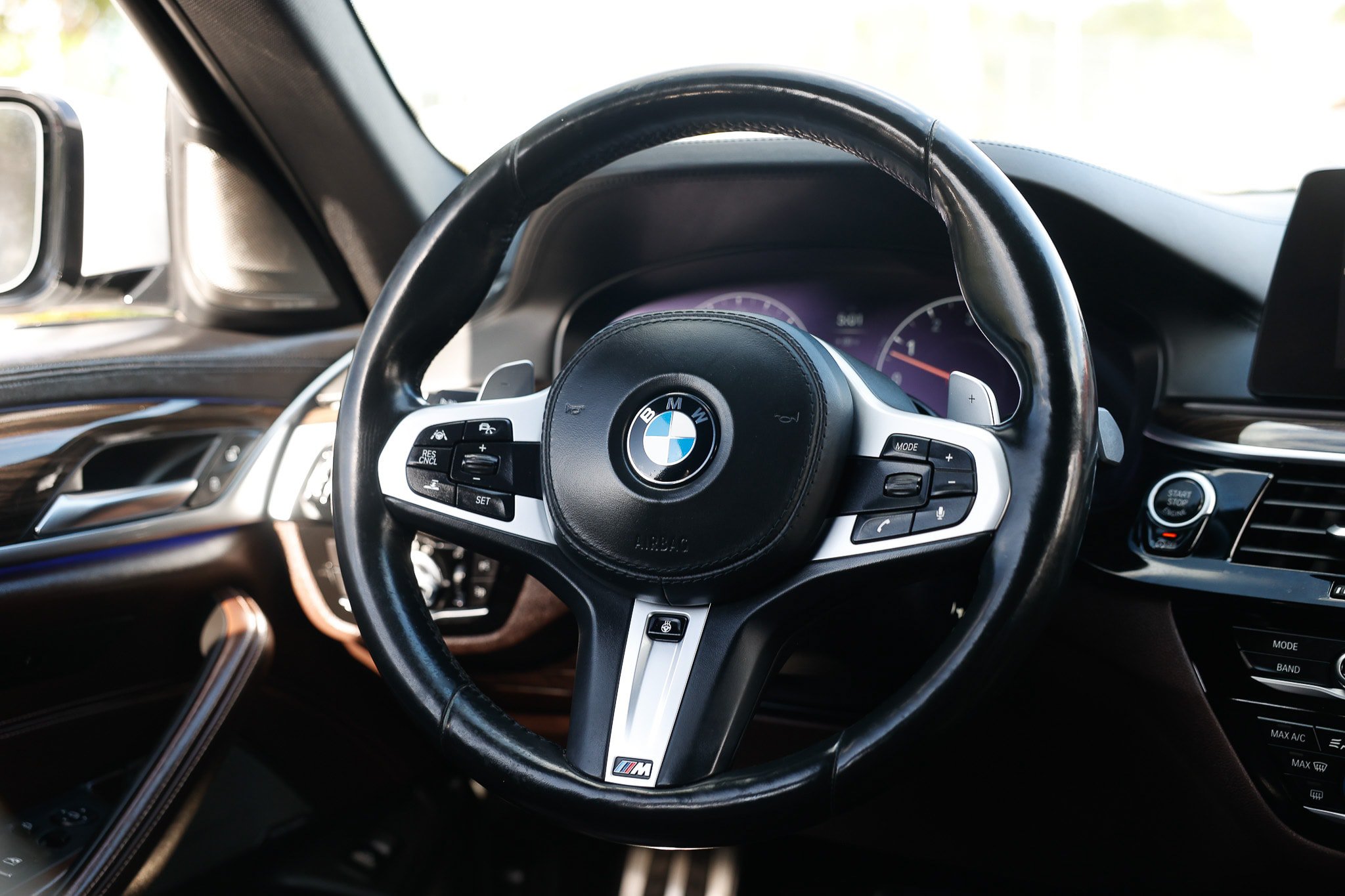 Used 2019 BMW 540i xDrive w/ M Sport Package AWD/4WD image 33