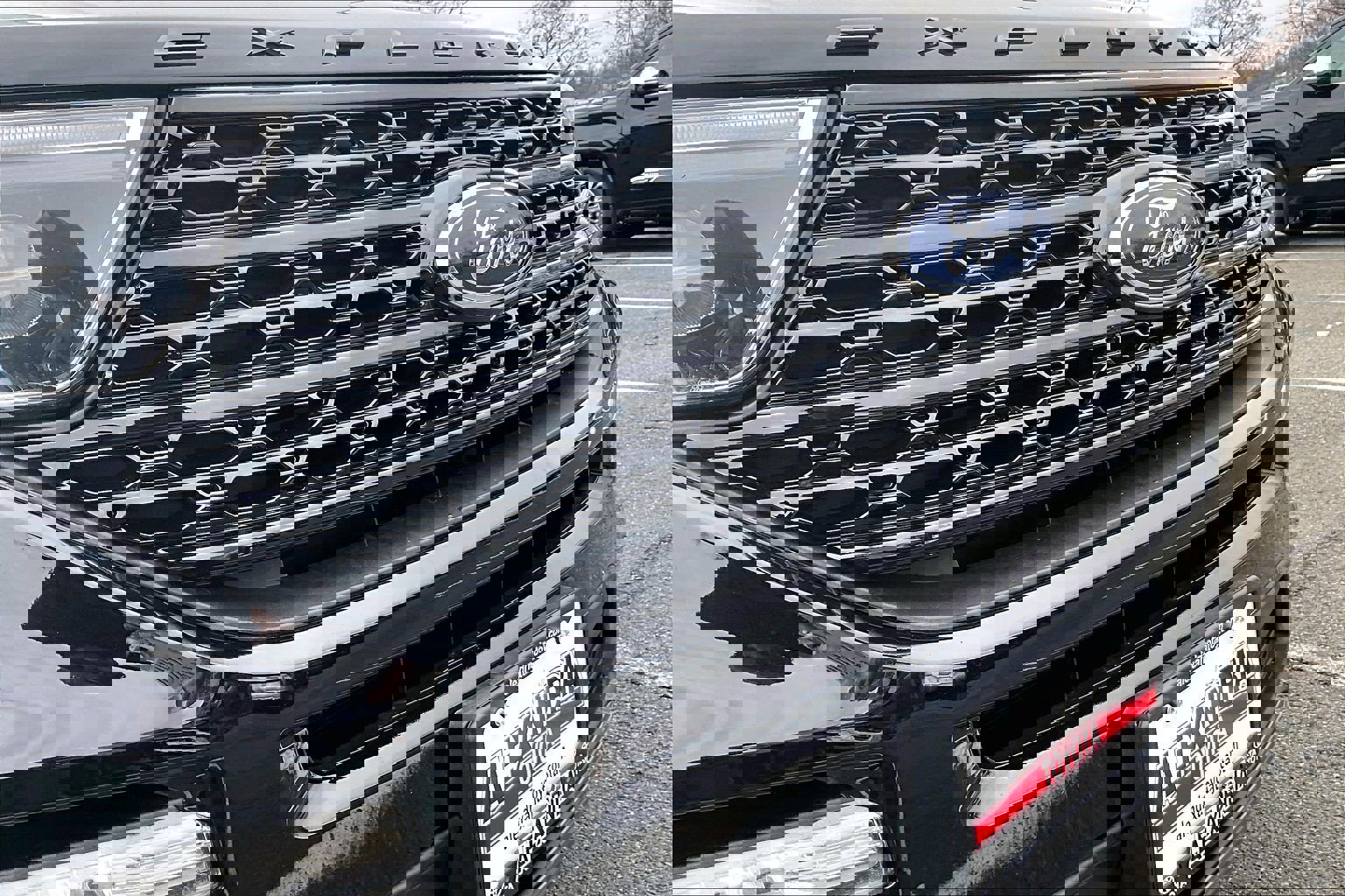 Used 2022 Ford Explorer XLT w/ Equipment Group 202A image 29