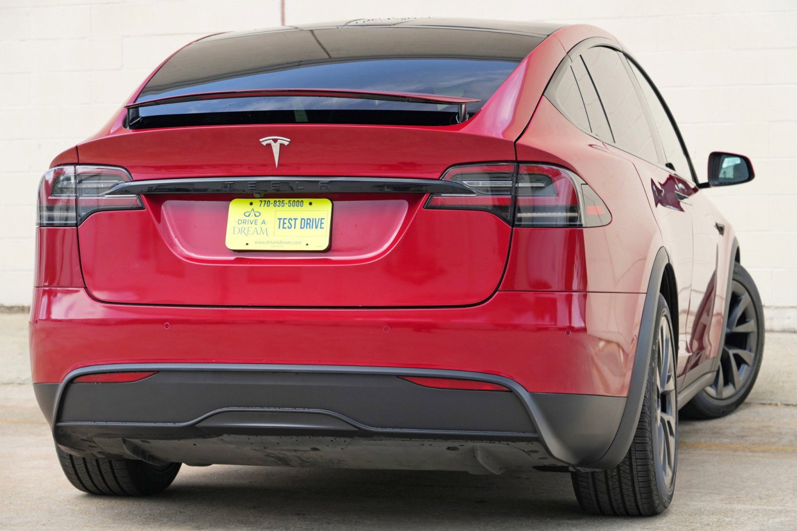 Used 2023 Tesla Model X AWD/4WD image 5