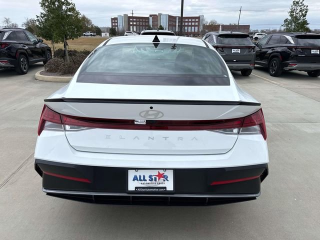 New 2026 Hyundai Elantra SEL Sport image 9