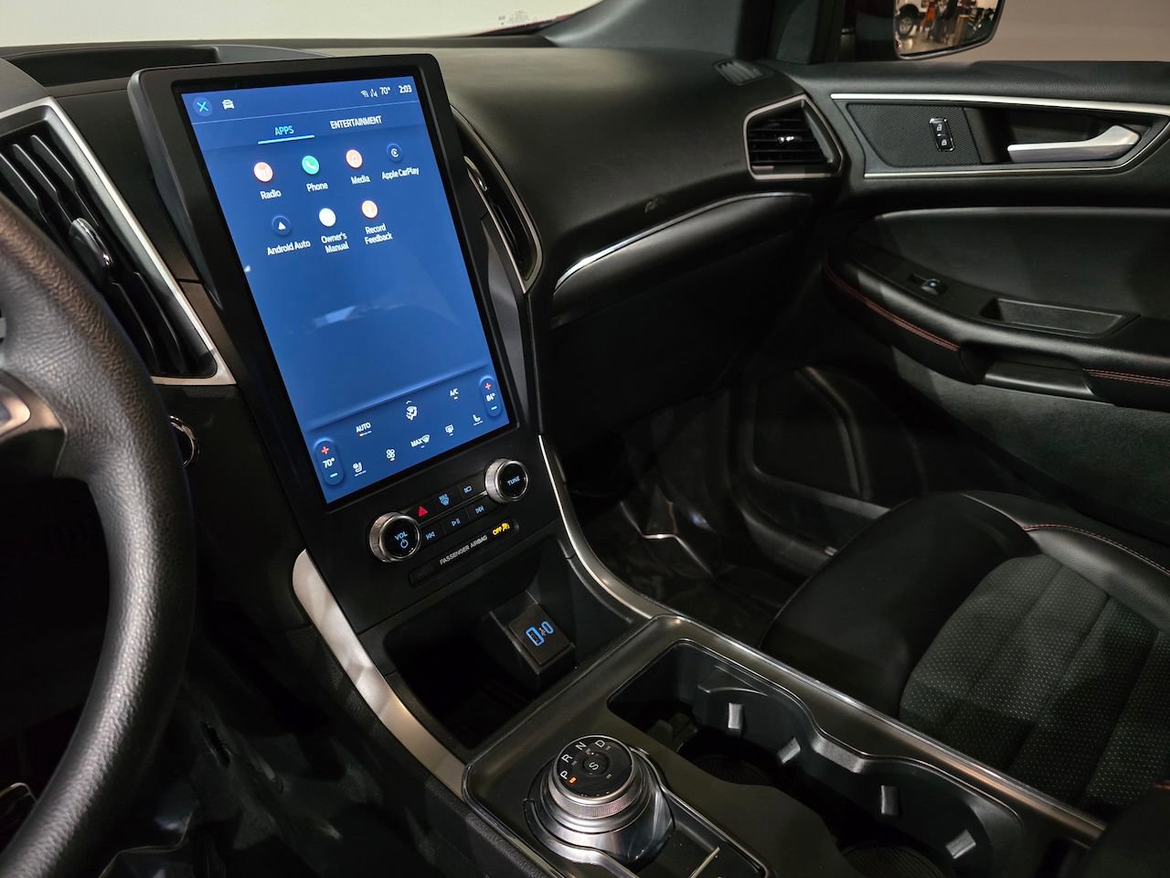 Used 2023 Ford Edge ST-Line image 26