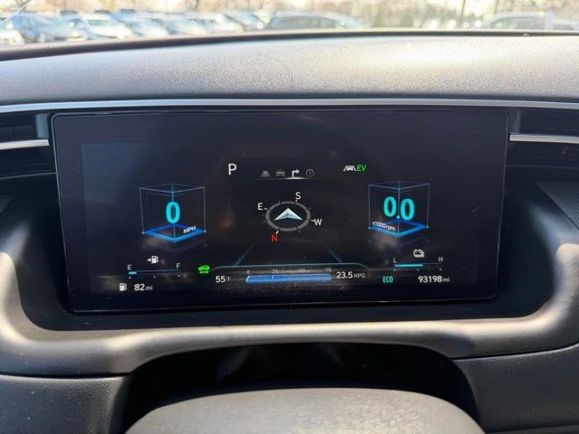 Used 2022 Hyundai Tucson Limited image 28